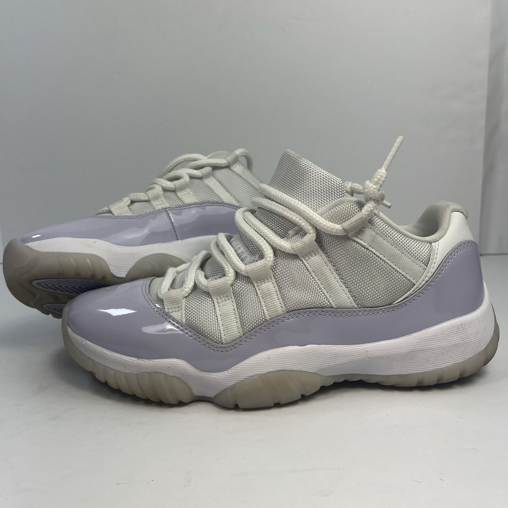 Air Jordan 11 Retro Low Women's 8.5 Pure Violet White Shoes Sneakers AH7860-101